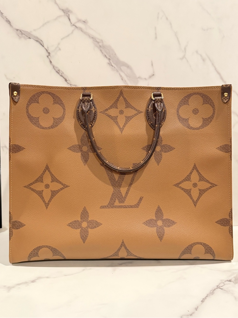 Louis Vuitton Reverse OTG GM